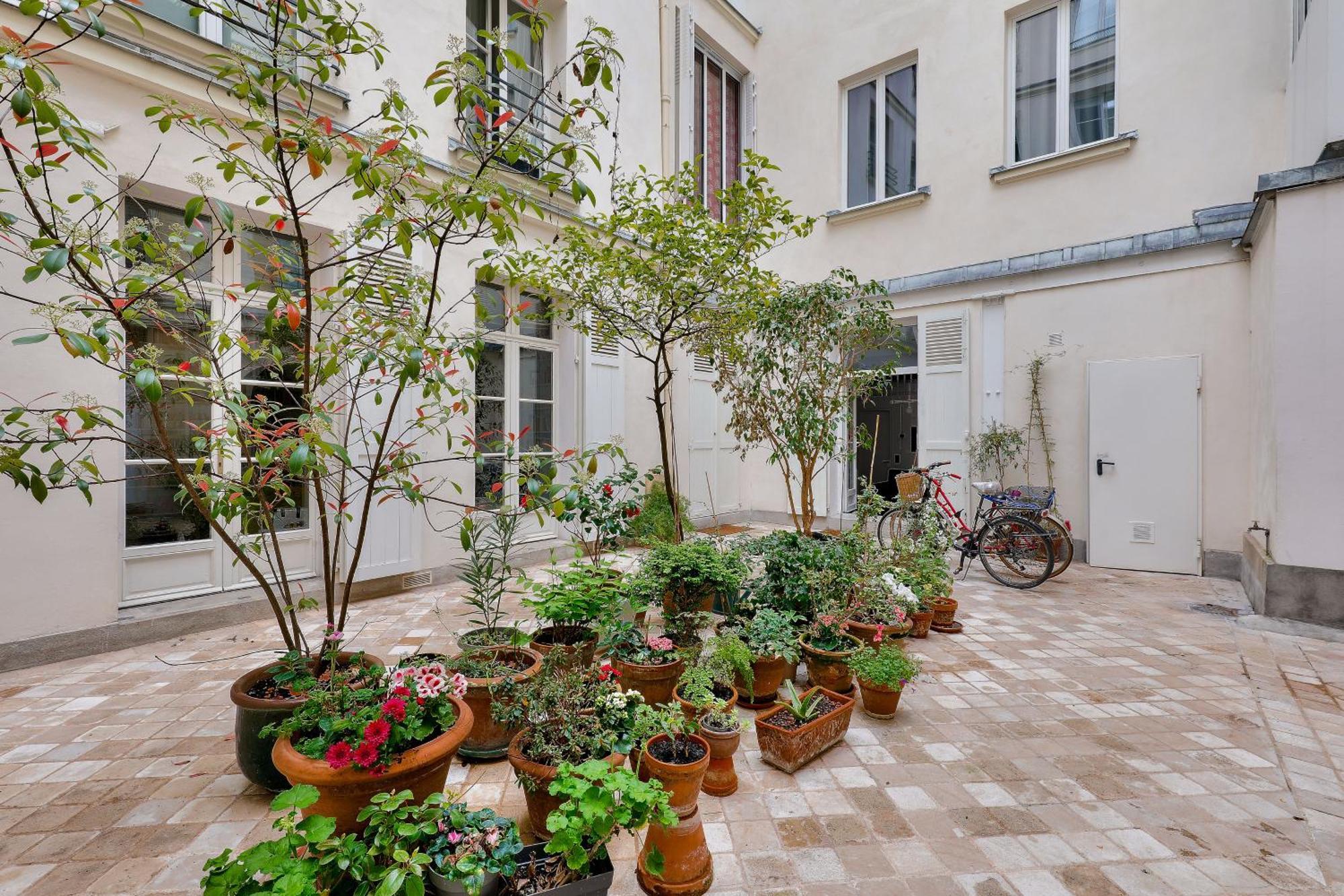 Paradise In The Center Of Paris - Le Marais Екстер'єр фото